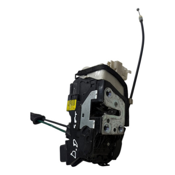 Fechadura Dianteira Direita Kia Sorento 2010/13