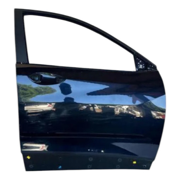 Porta Dianteira Direita Chevrolet Tracker 2021 Diante Dianteira Direita