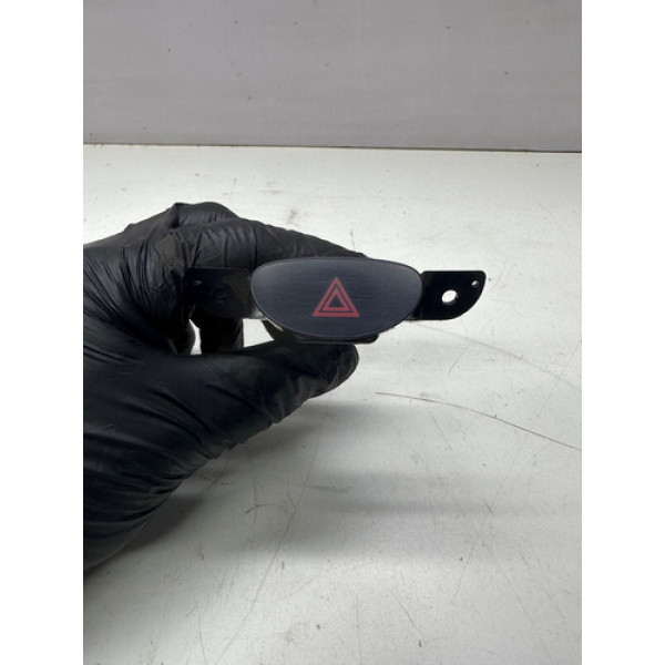 Botao Pisca Alerta Subaru Tribeca