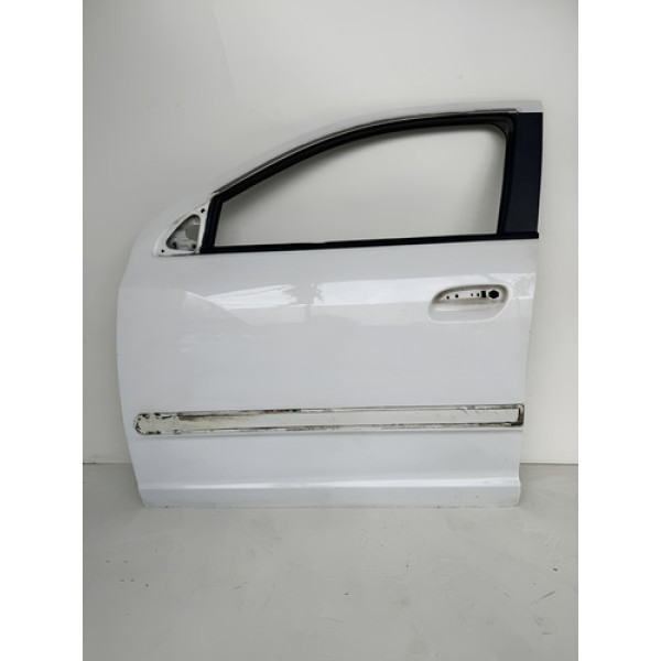 Porta Dianteira Esquerda Chevrolet Cobalt Dianteira Branco