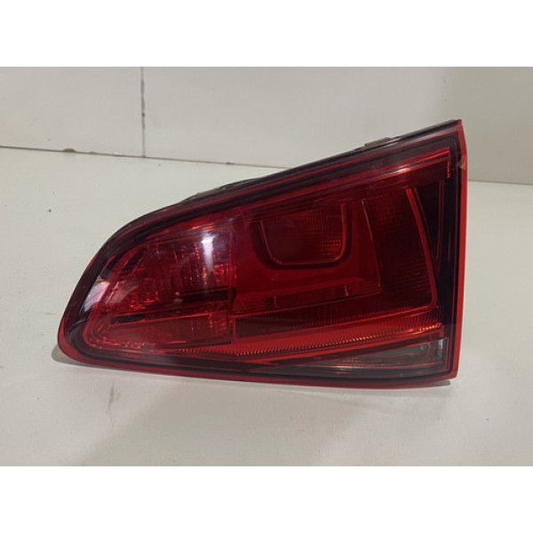 Lanterna Traseira Tampa Direita Vw Golf 2014 2015 Direito/passageiro Vermelho