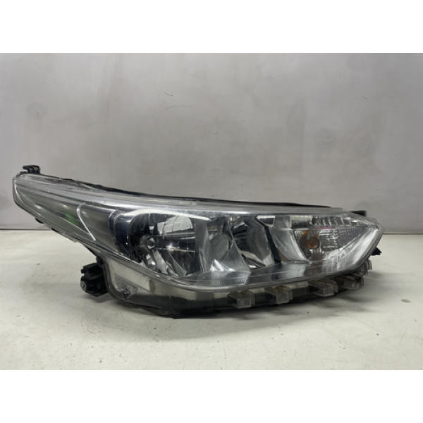 Farol Direito Toyota Yaris Direito