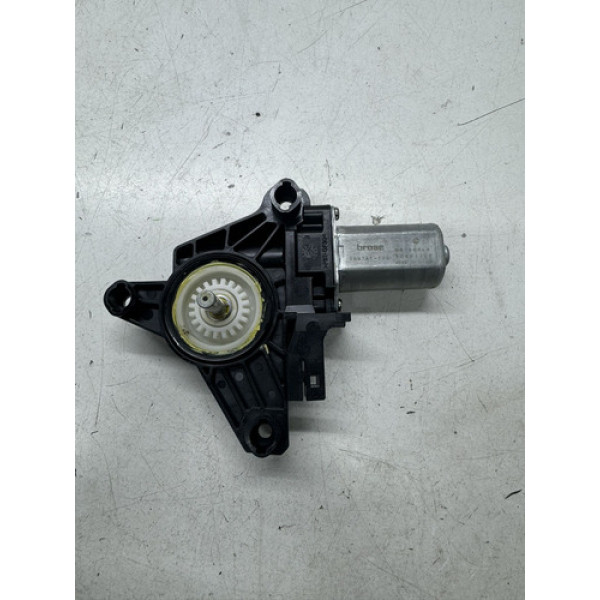Motor Vidro Elétrico Traseiro Direito B200 2013 A 2016