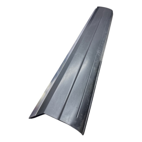 Moldura Acabamento Porta Dianteira Direita Vw Tiguan 2009/16 Preto