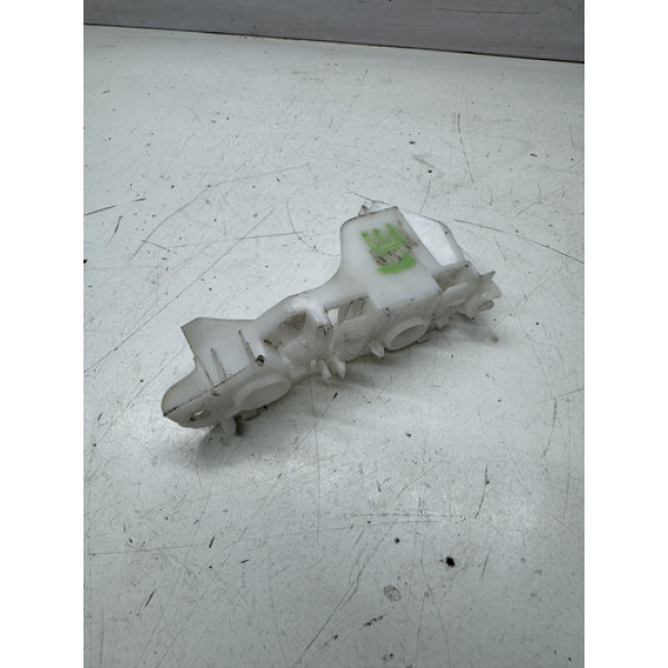 Guia Parachoque Esquerdo Volkswagen Polo Virtus