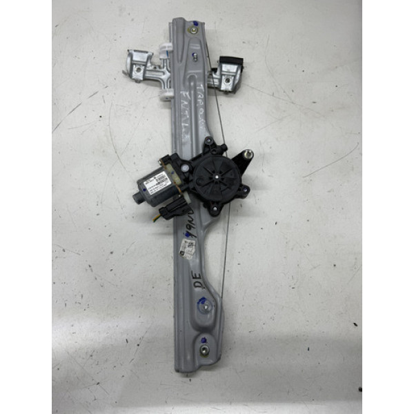 Máquina De Vidro Motor Dianteira Esquerda Chevrolet Tracker