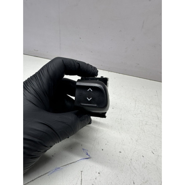 Botao Vidro Eletrico Esquerdo Motorista Renault Kwid