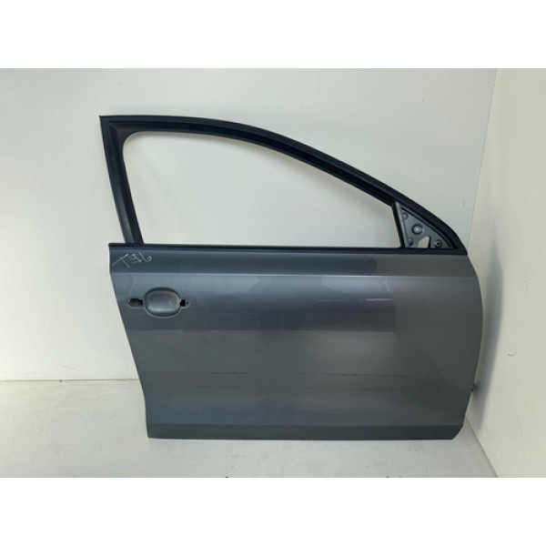 Porta Dianteira Direita Volkswagen Jetta 2012 Até 2015 Dianteira Direita