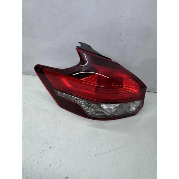 Lanterna Esquerda Nissan Kicks 2018