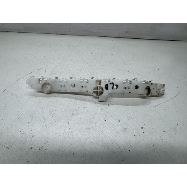 Guia Parachoque Traseiro Direito Nissan Kicks