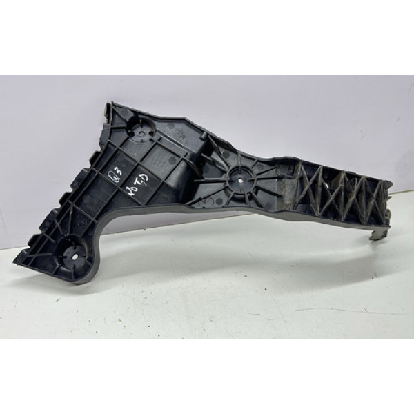 Guia Parachoque Traseiro Direito Audi Q3 2020 83a807454a