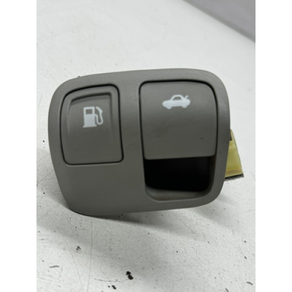 Botão Abertura Porta Mala E Tanque Azera 07 A 011 935553l000