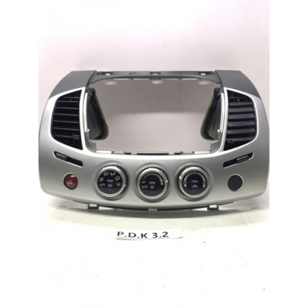 Painel Central Comando Ar Condicionado Pajero Dakar Triton