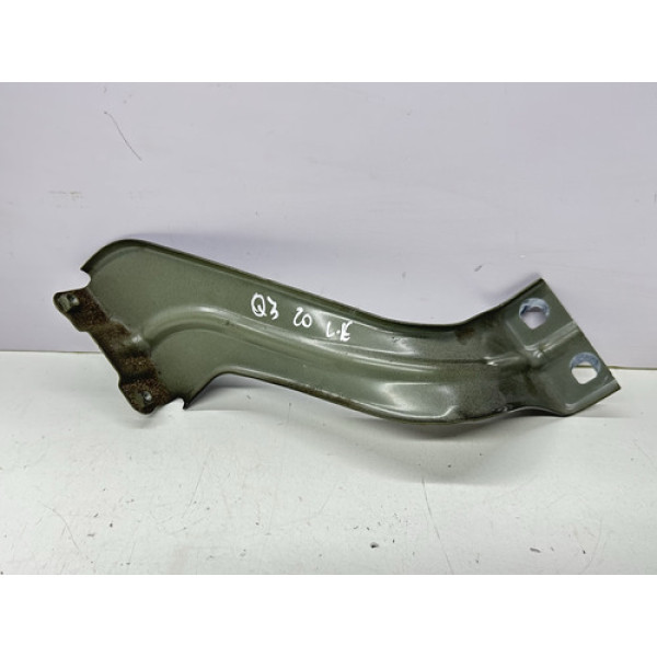 Suporte Guia Superior Farol Lado Direito Audi Q3 2020