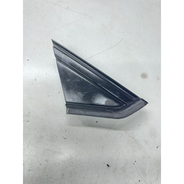 Acabamento Paralama Direito Citroen C4 Pallas 9681956680