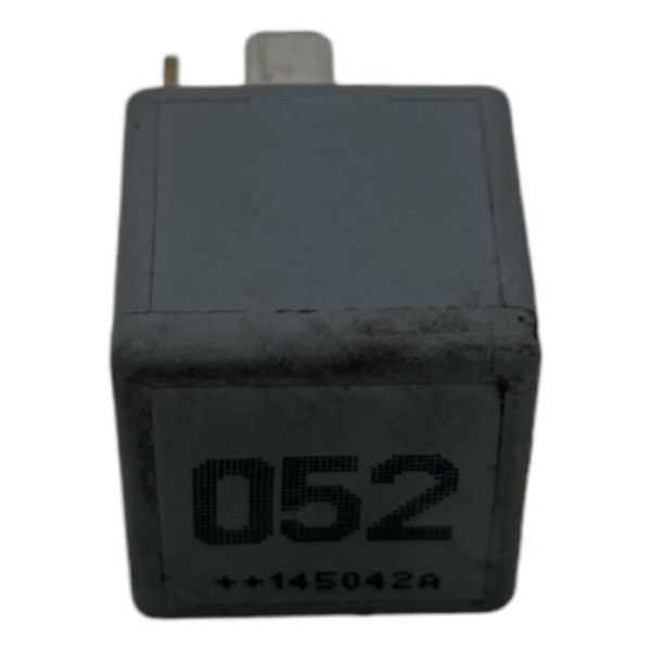 Relê 052 Mercedes C250 2016