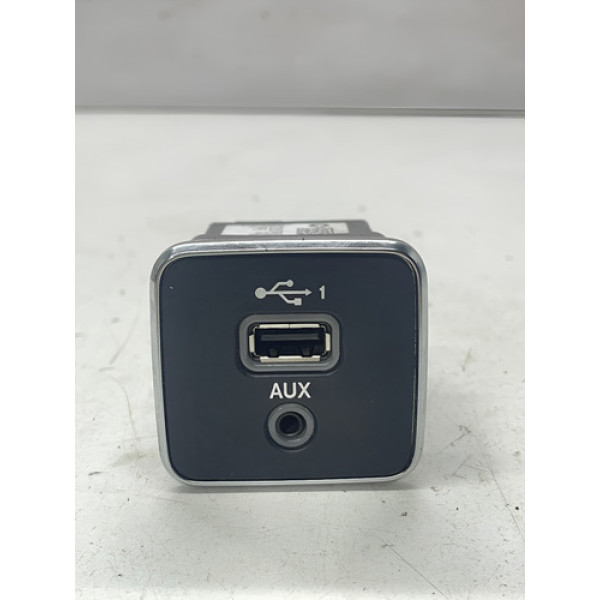 Conector Usb E Auxiliar Fiat Toro 609278700 Preto