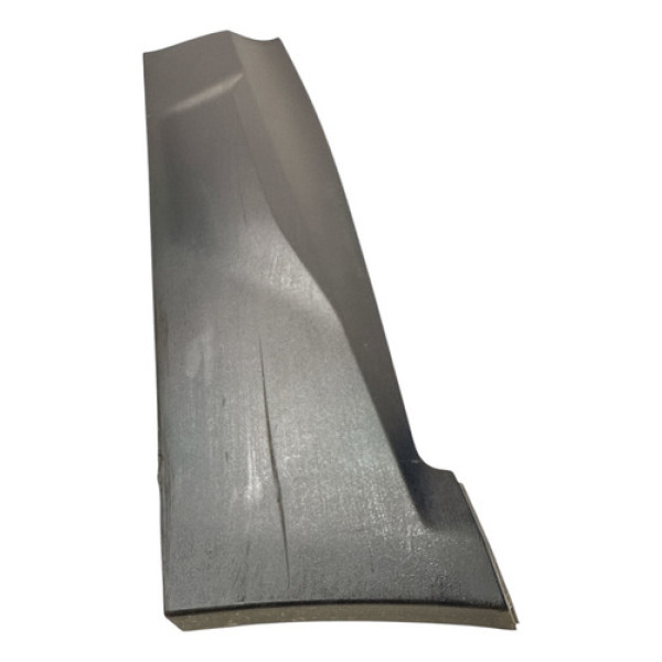 Moldura Aplique Porta Traseira Direita Chevrolet Tracker 21