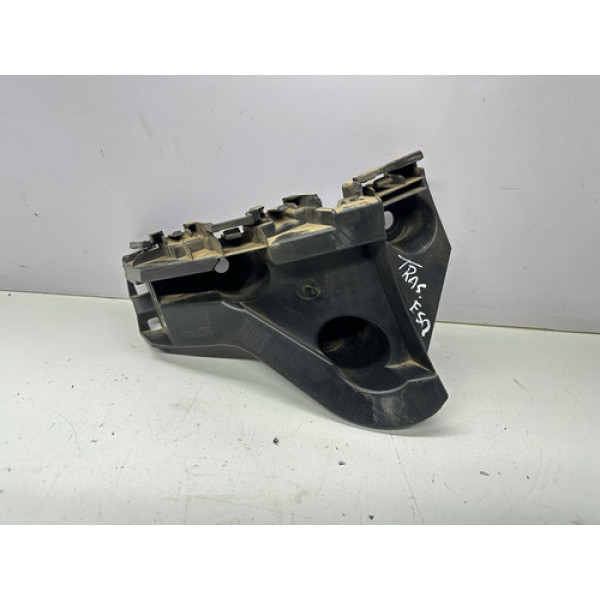 Guia Parachoque Traseiro Esquerdo Vw Nivus