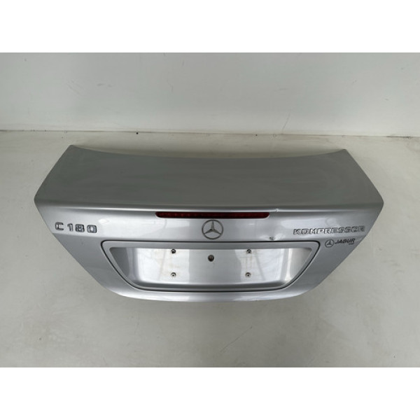 Tampa Traseira Mercedes C180 2004 2005 Com Detalhe