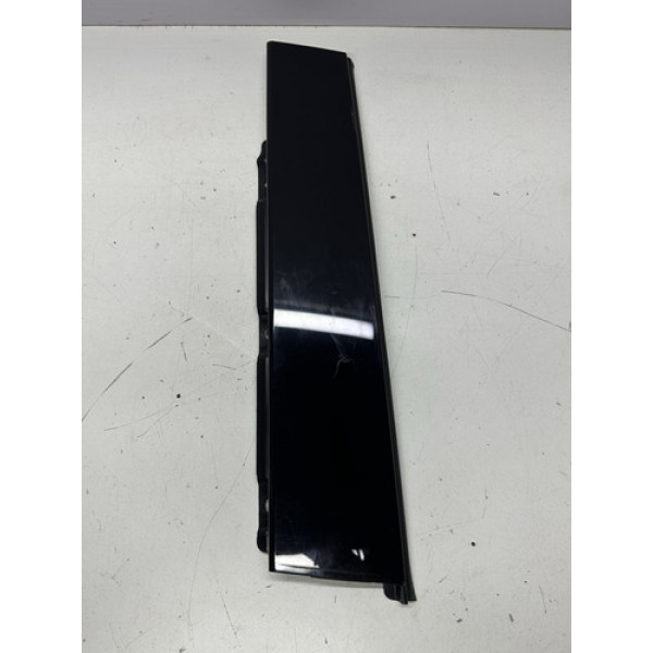 Acabamento Coluna Traseira Esquerda Audi Q3 2021