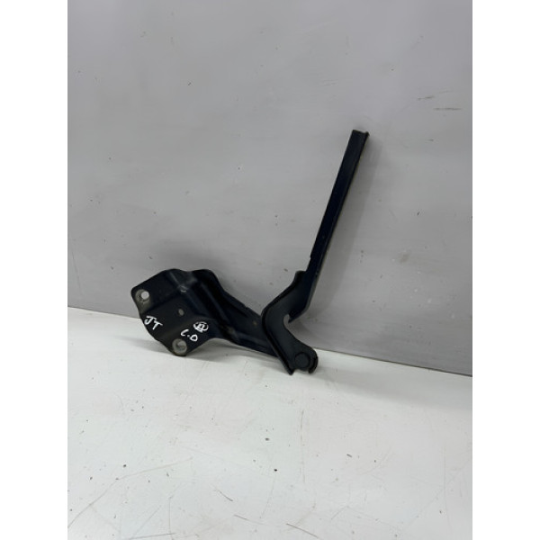 Braço Capô Direito Volkswagen Jetta 2012-2015