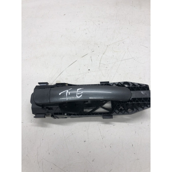 Maçaneta Externa Traseira Esquerda Volkswagen Jetta 2013 Traseira