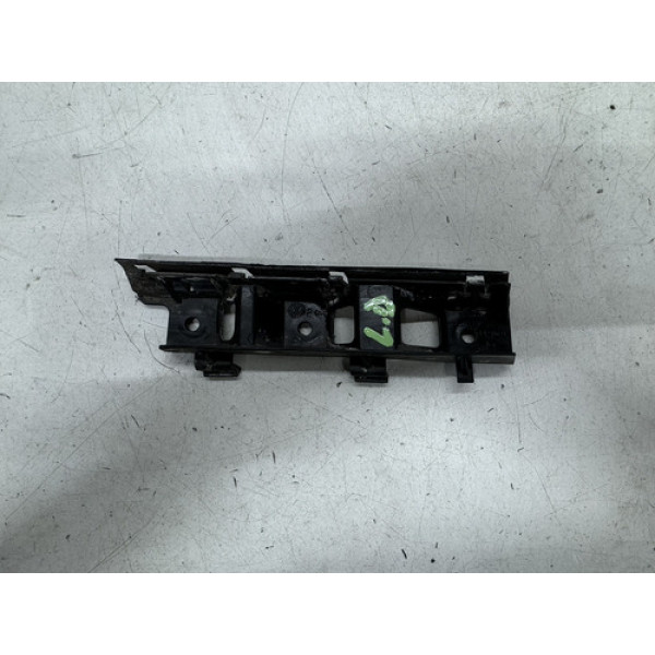 Guia Parachoque Direito Passat 2006 A 2010