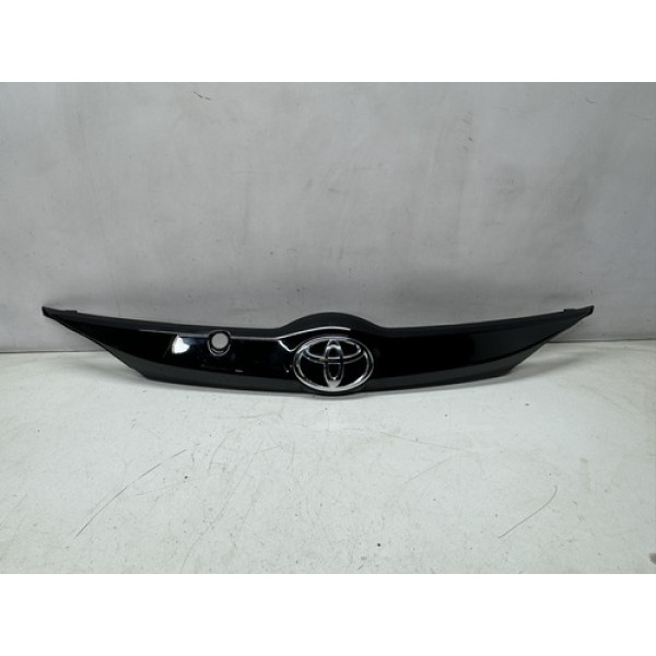 Moldura Tampa Traseira Toyota Yaris Hatch