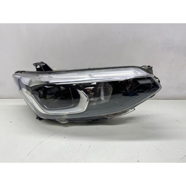 Farol Direito Chevrolet Tracker 2021 2022 Direito/passageiro