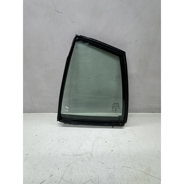 Vidro Fixo Porta Traseira Esquerda Toyota Yaris Hatch