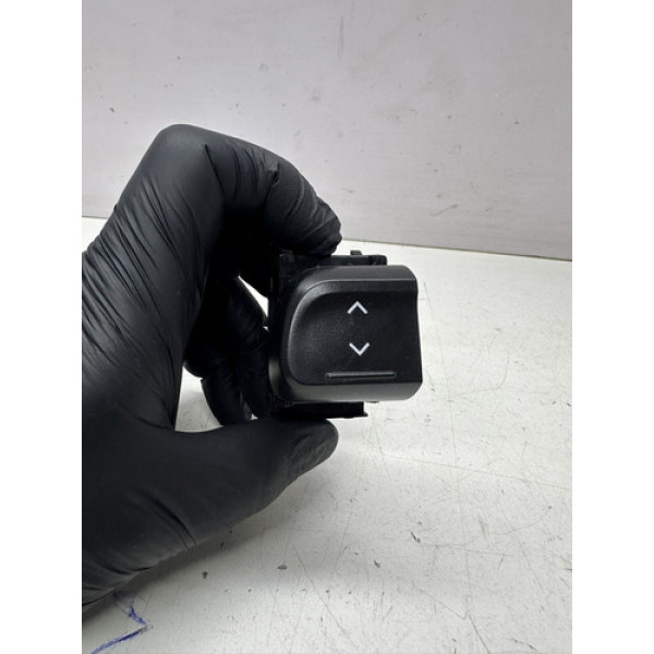 Botao Vidro Eletrico Passageiro Direito Renault Kwid