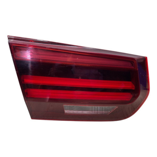 Lanterna Traseira Tampa Esquerda Bmw 320i 328i 2017/2018  Esquerdo/motorista Vermelho