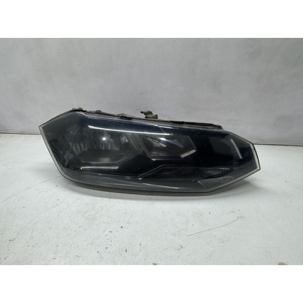 Farol Direito Polo Virtus Comfortline Com Luz Lanterna