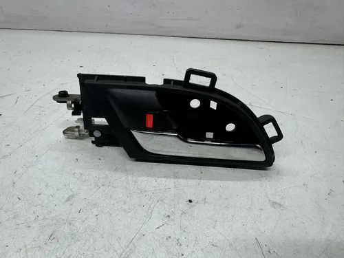 Maçaneta Interna Esquerda Honda Cr-v 2007 A 2011
